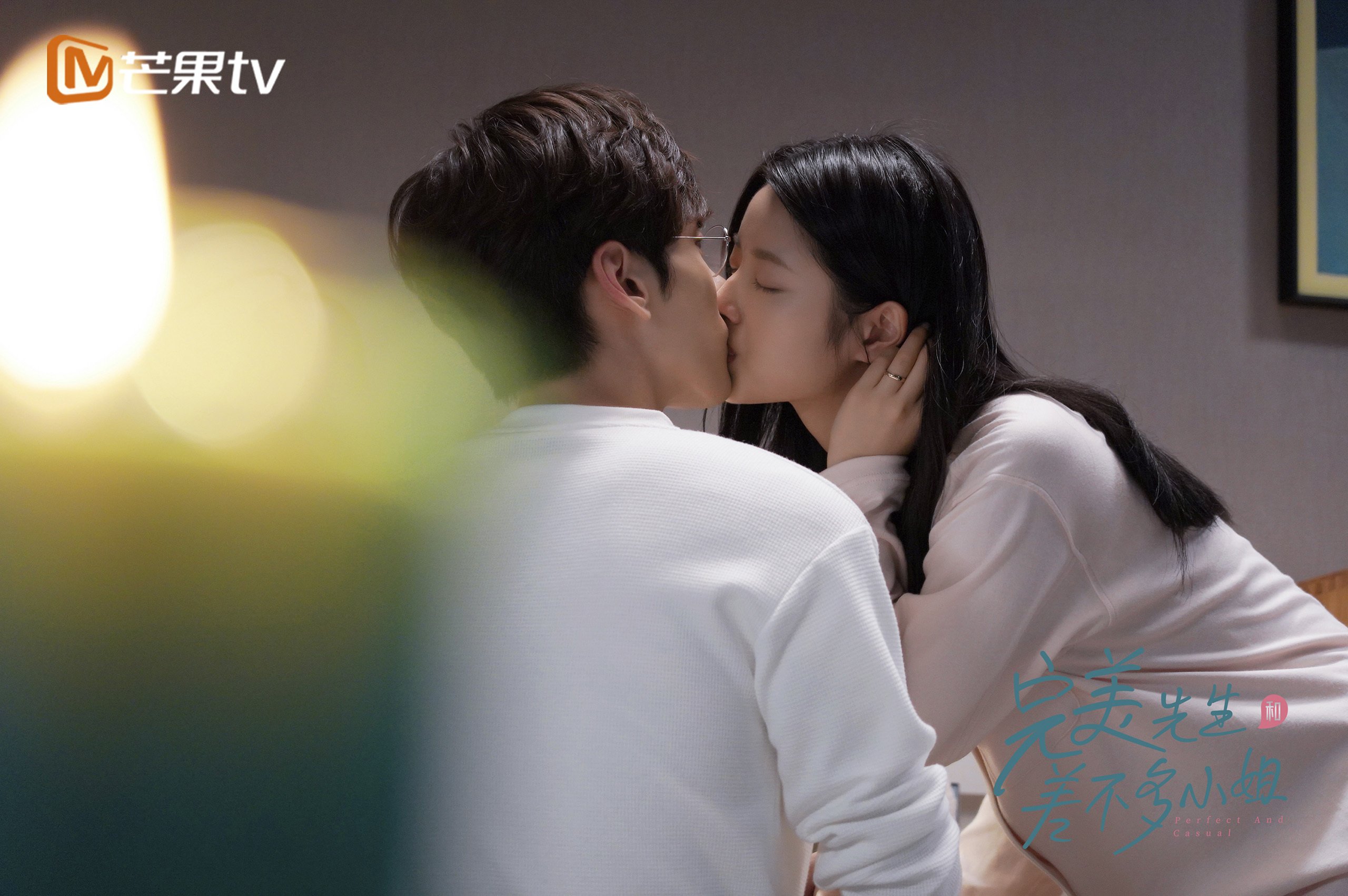 9游电竞站-2018年西部决赛：库里在关键时刻，用连续远距离三分逆转局势！，2016西部决赛库里技术统计