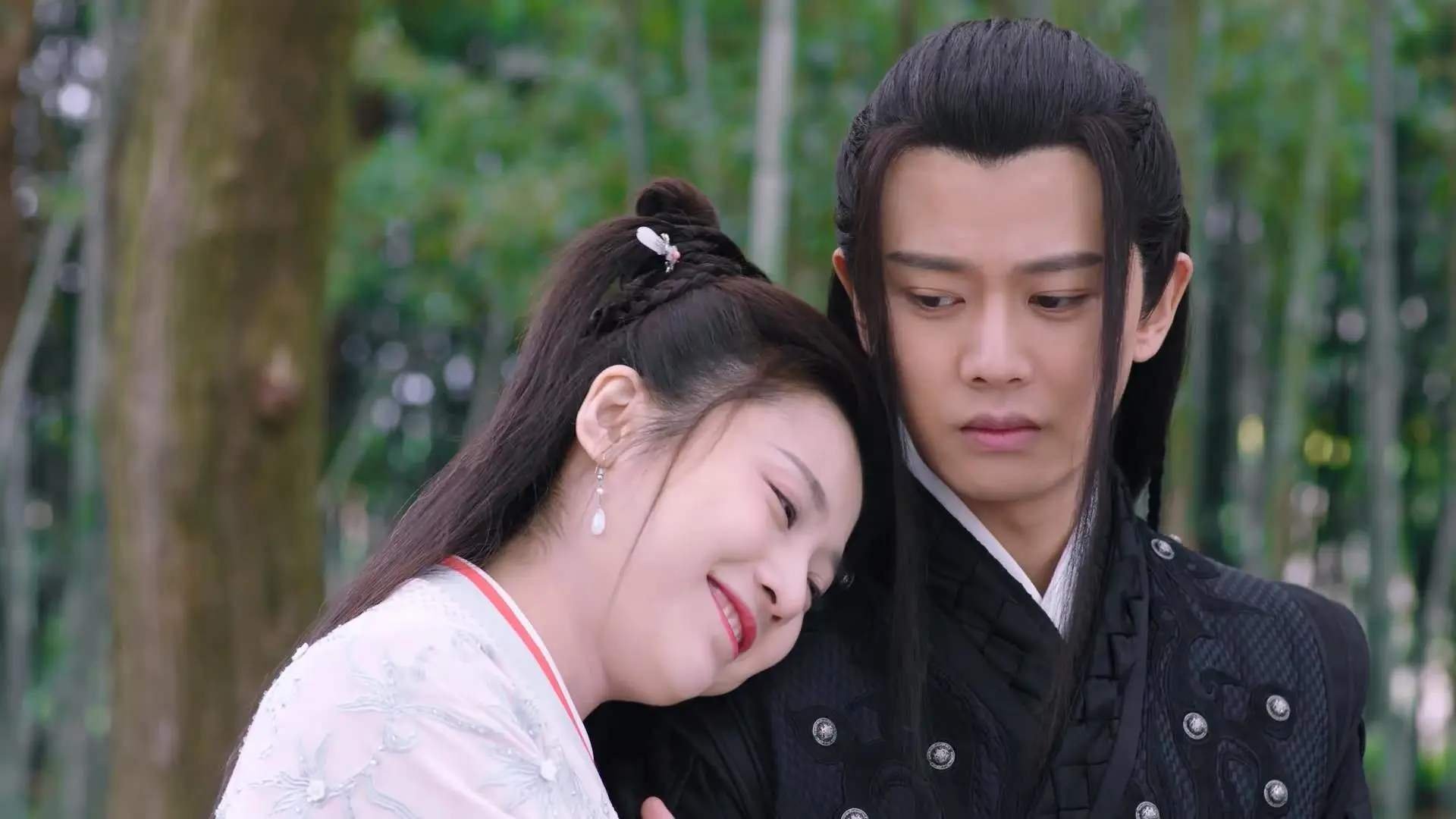 九游体育平台官网-2018年西部决赛:库里在第三节一人投中五个三分球,一举扳平系列赛!